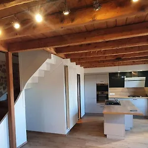au-coin-des-amis.hotels-rhonealpes.com/